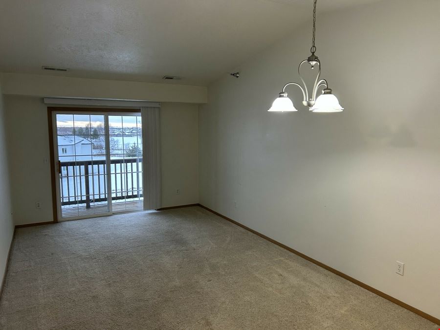 Fox Run Apartments