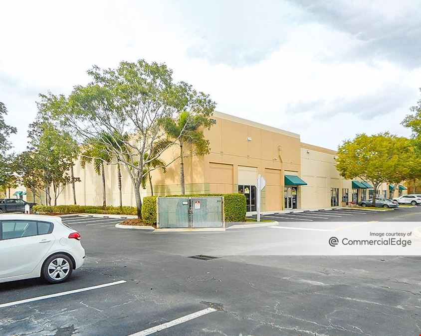 Weston Commercial Center