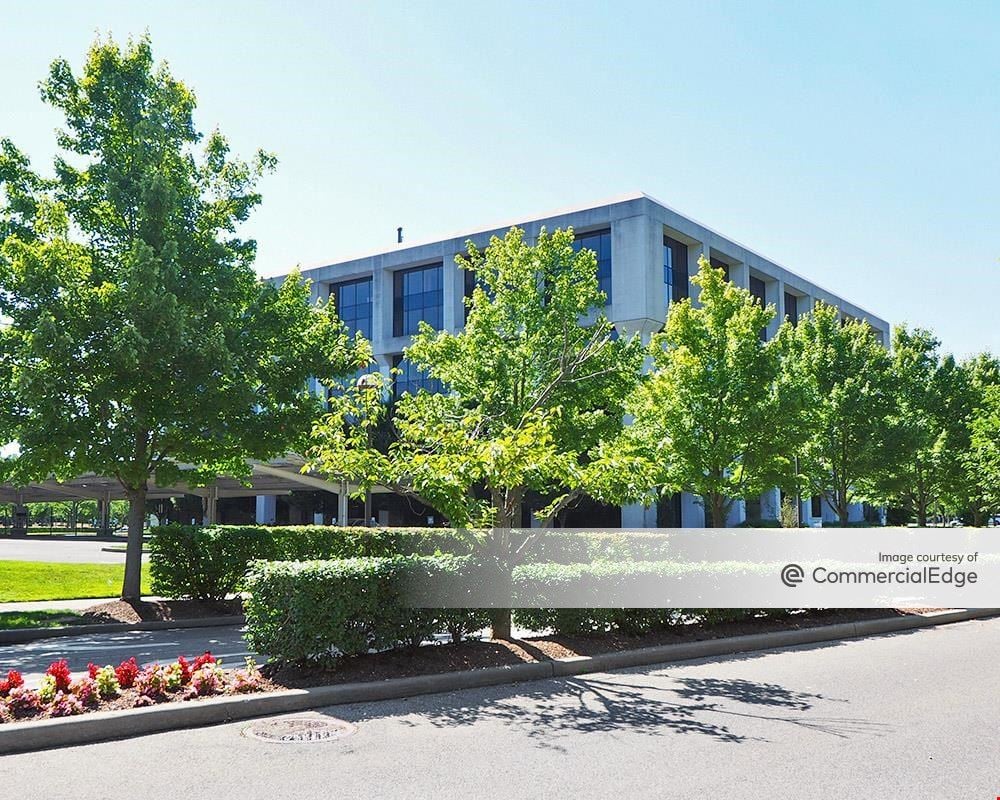 Tarrytown Corporate Center - 520 White Plains Road