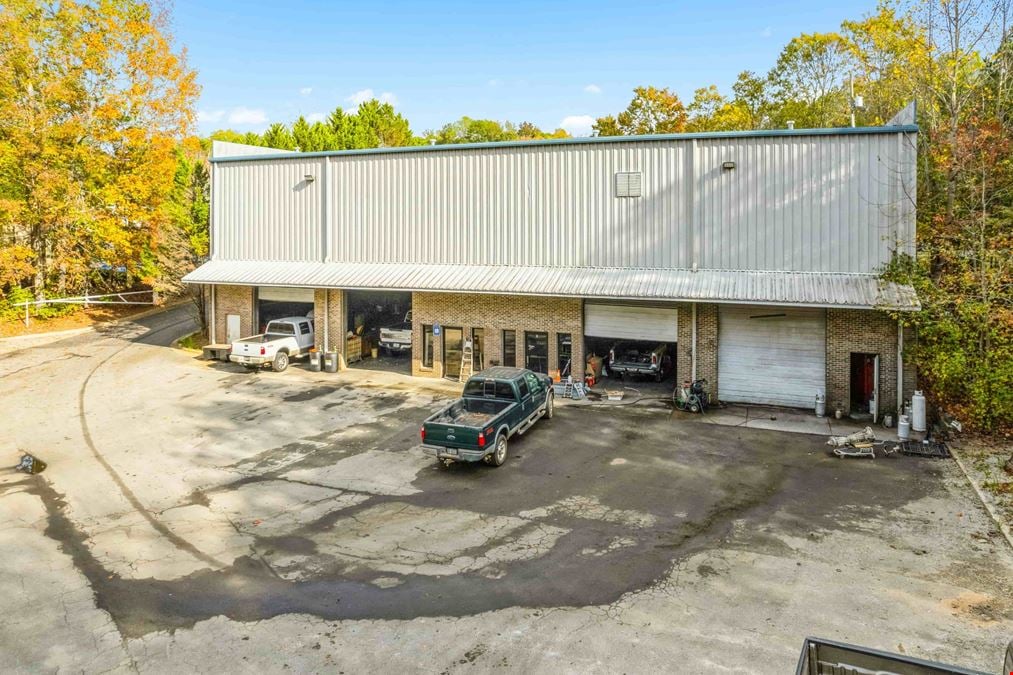 1046 Parkway Ct