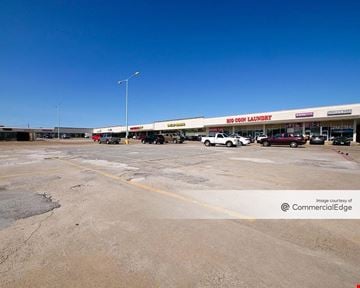 ClubHill Shopping Center