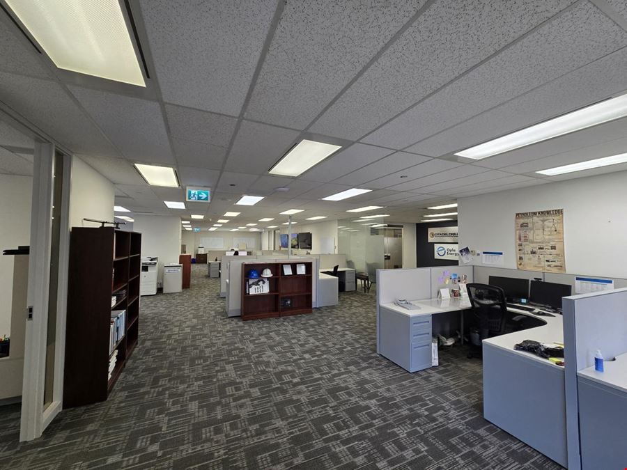 7366AvenueSWCalgary,AB