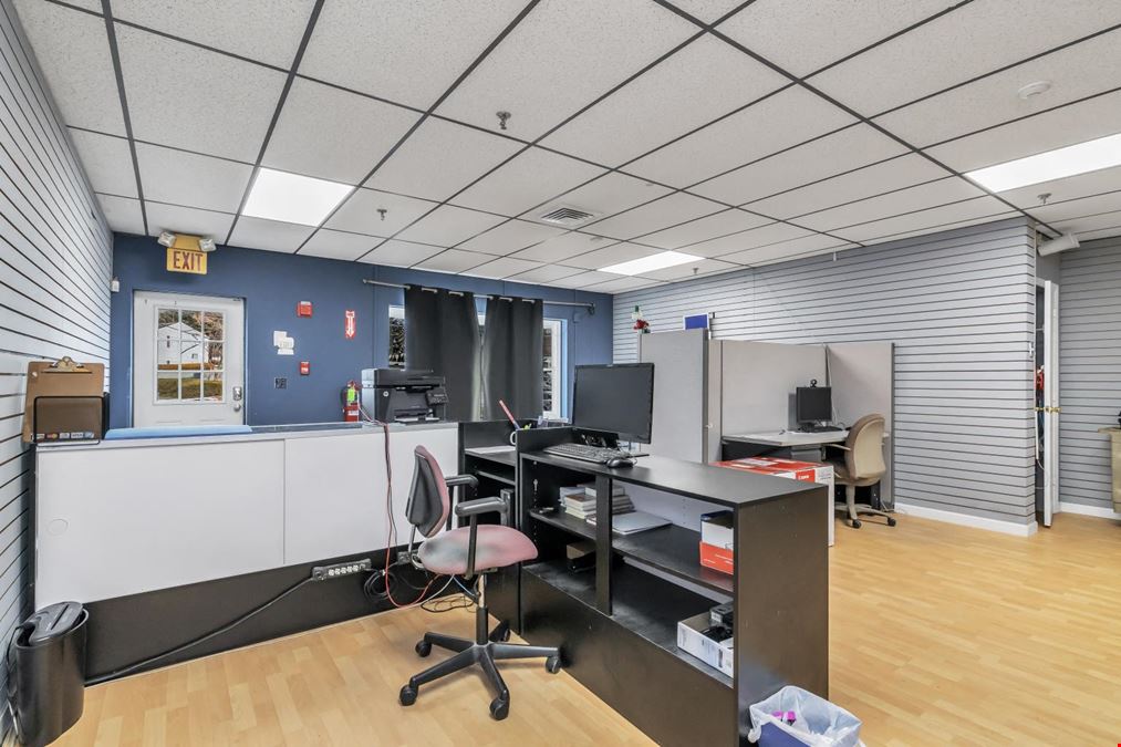 Two-level Commercial Condominium for Sale in Dracut, MA