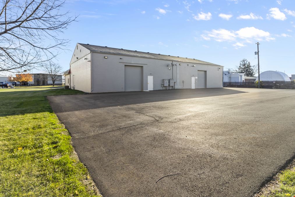 Modernized 7,000 SF Flex Industrial Building