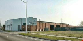 ±25K SF WAREHOUSE WITH ±1 ACRE CONCRETE YARD AREA