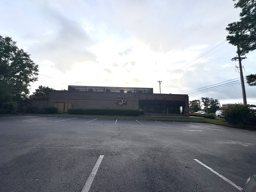 1320 N Main St
