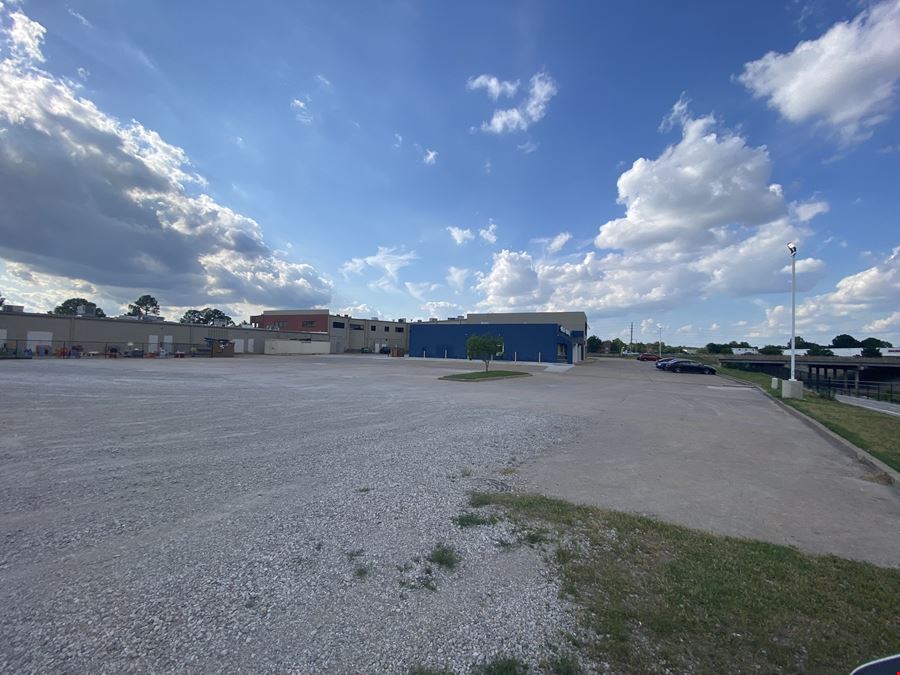 The Shops & Offices at Bridgepointe