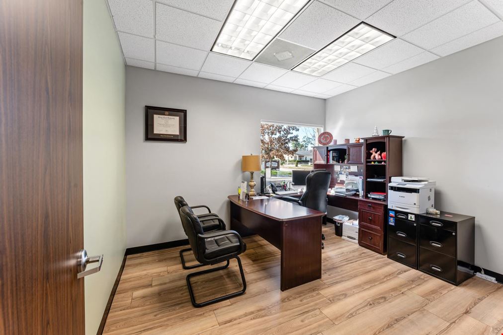 6319 Cypresswood
