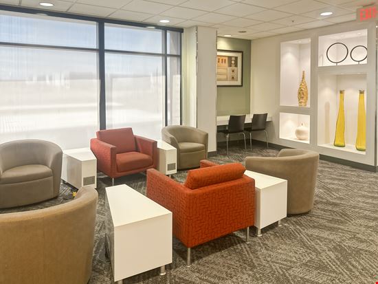 Regus - Arroyo Crossing
