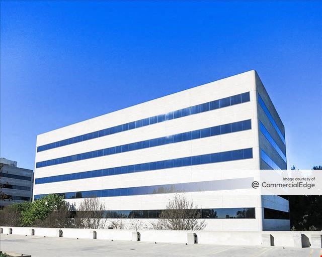 Los Angeles Corporate Center - Building 900