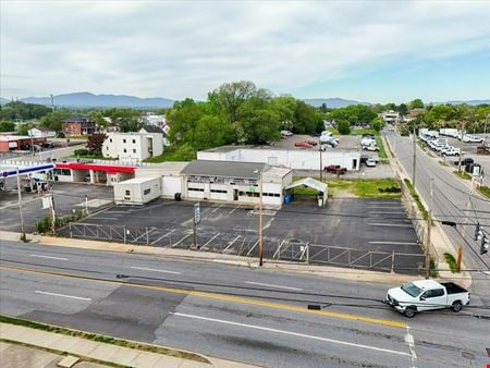Preview of commercial space at 1718 Williamson Rd NE