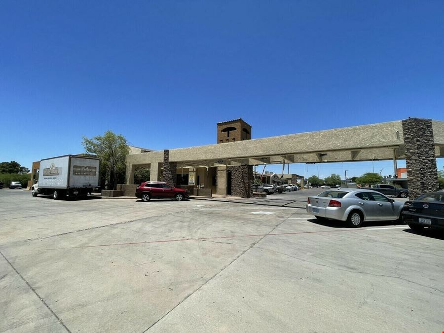 2828 S Country Club Dr