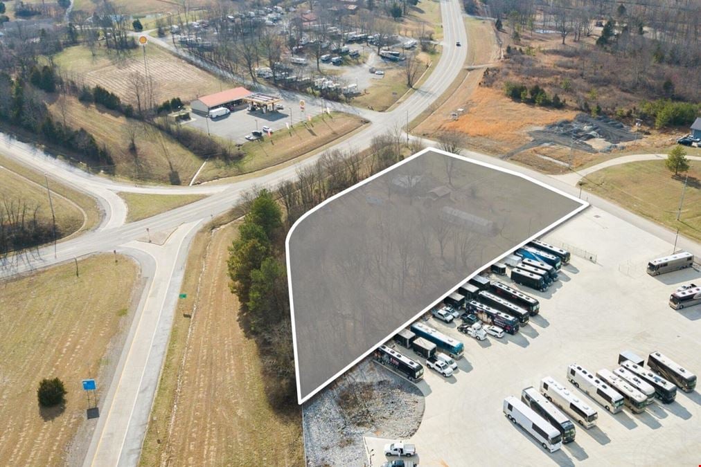 2135 Ted Dorris Rd - Goodlettsville