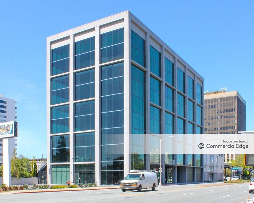 520 South El Camino Real