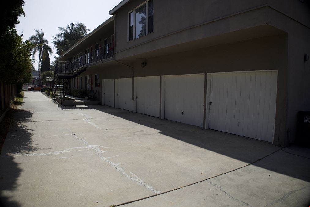 Coronado Avenue Apartments