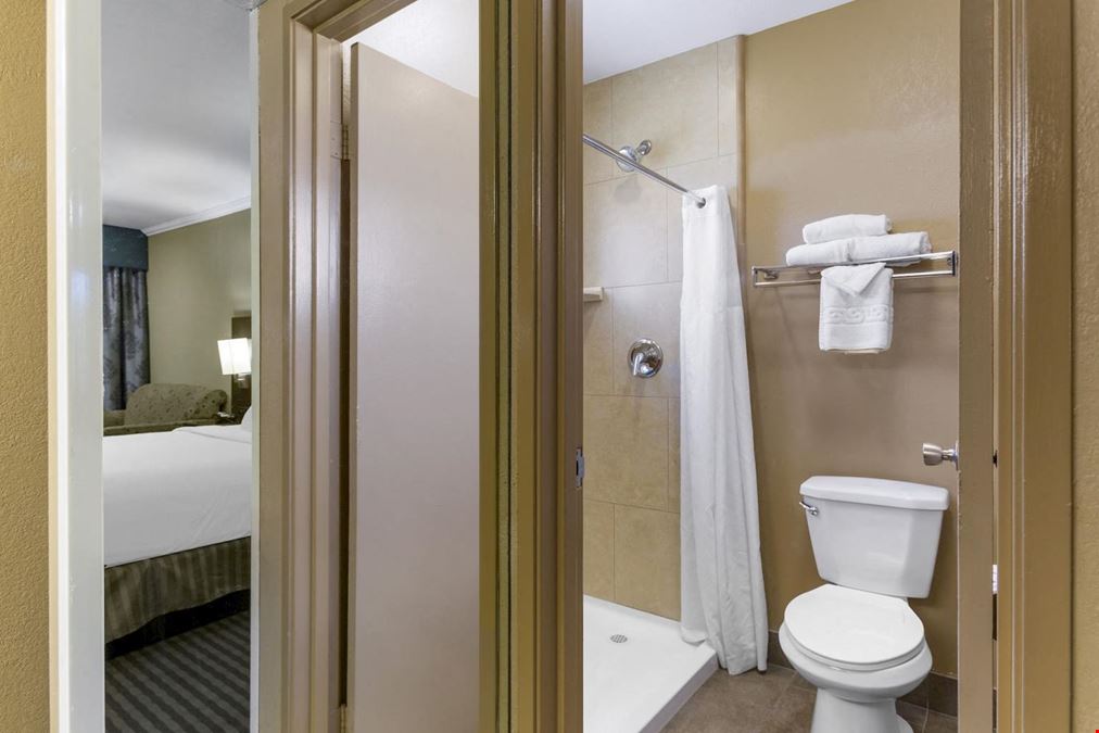 Best Western Royal Sun Inn & Suites