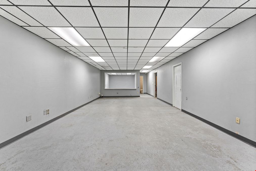 1158 South Expressway Drive