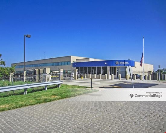 Preview of Office space for Rent at 1300 Summit Street
