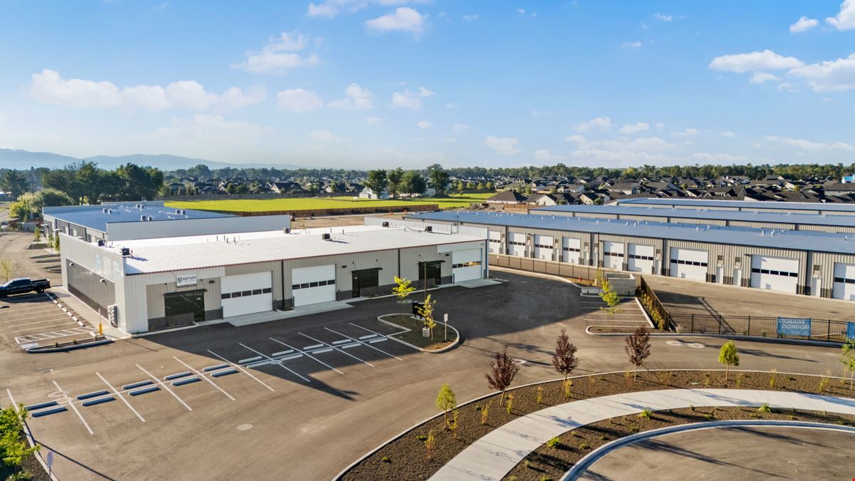 Falcon Storage Condos | Eagle
