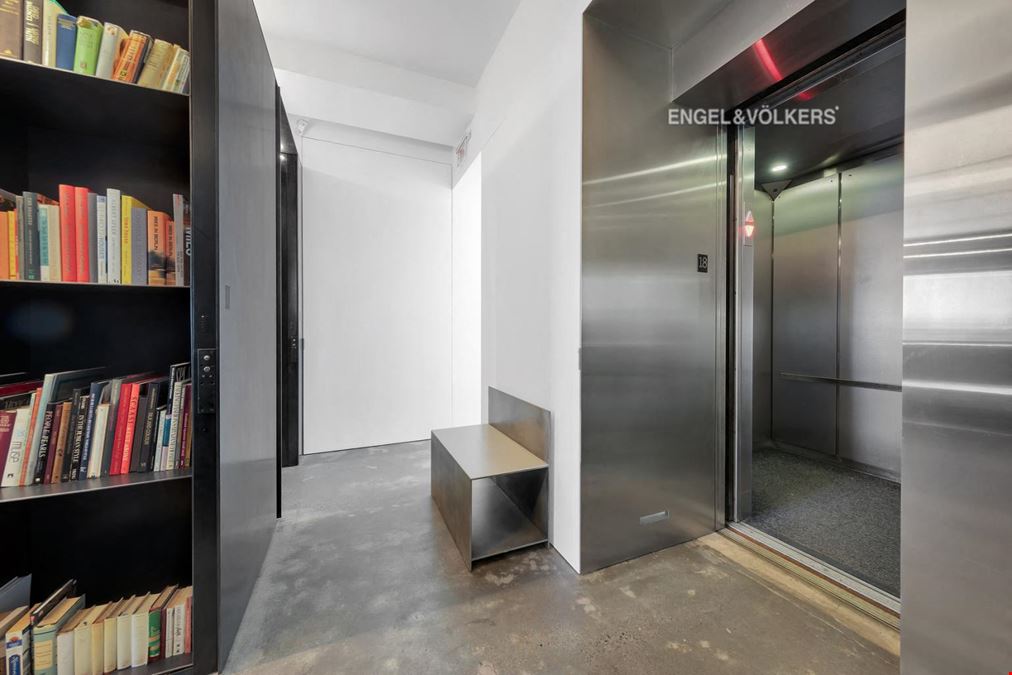 543-545 W 25th St - 18th Floor