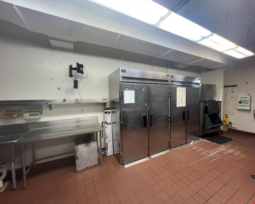 Premiere St. Louis Event/Banquet Destination For Sale