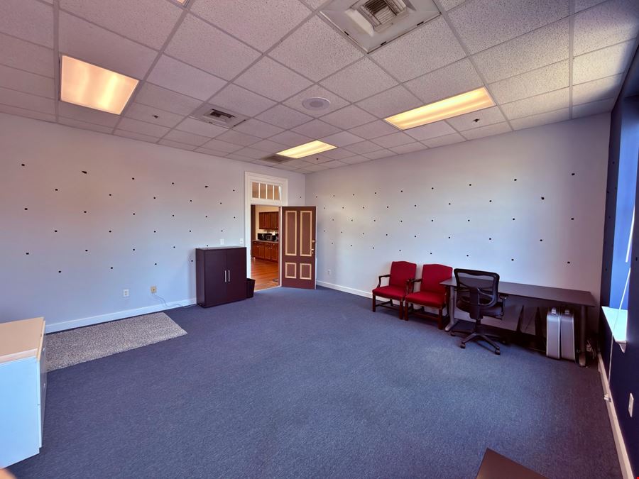 961 Broad St. Executive Office Space