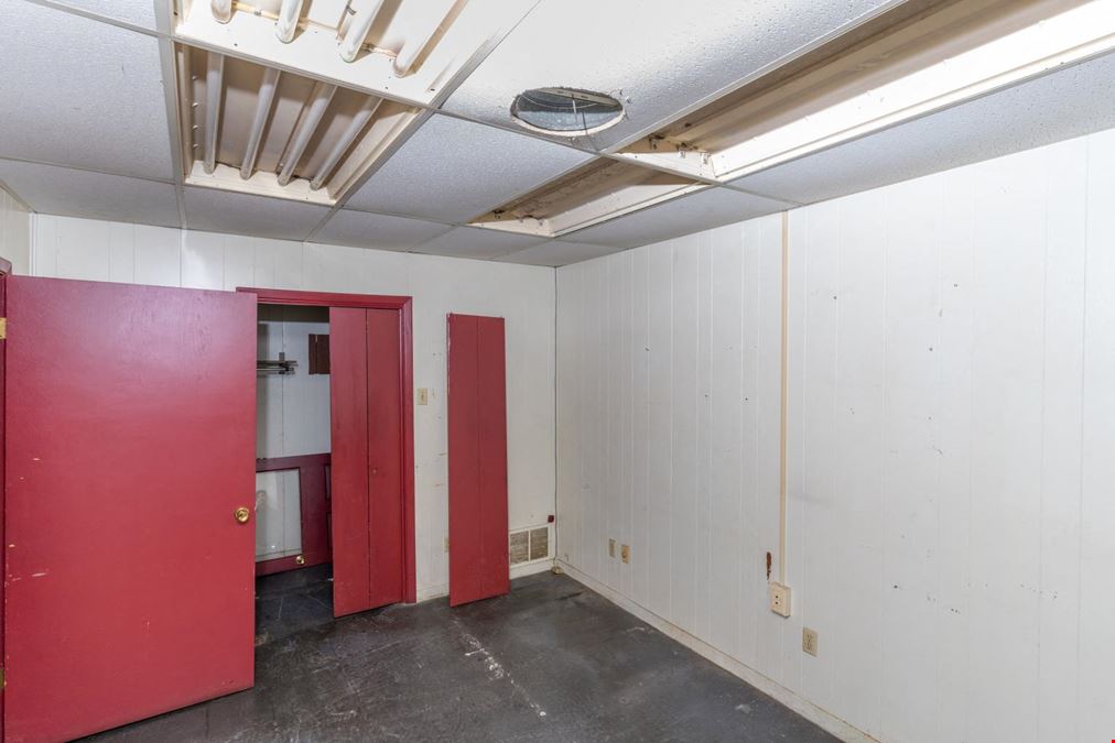 Retail/Flex for Sale in Wills Point