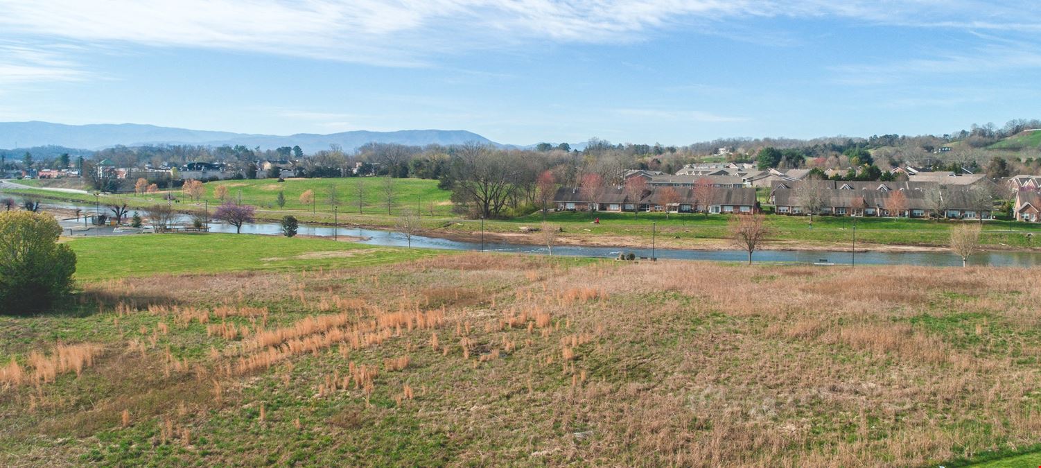 Forks of the River Parkway - Downtown Sevierville