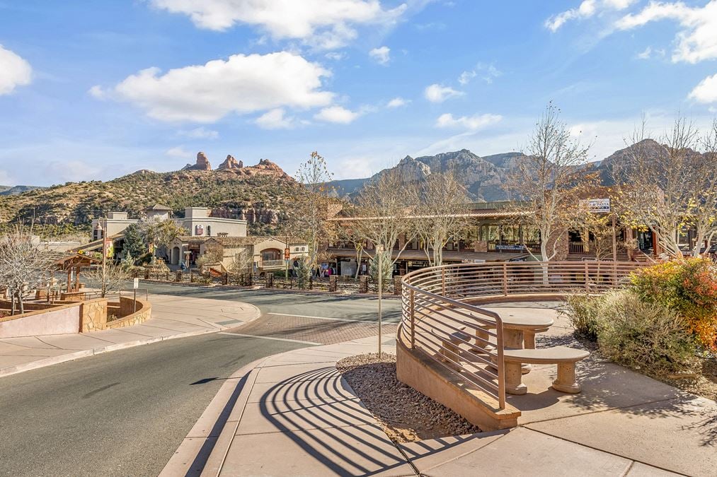 Uptown Sedona Retail Property