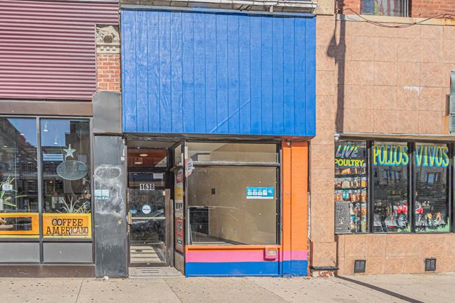 Preview of Retail space for Rent at 1638 W Chicago
