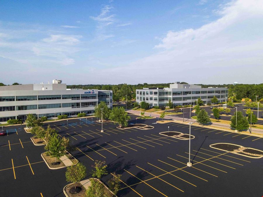 300 Airborne Parkway