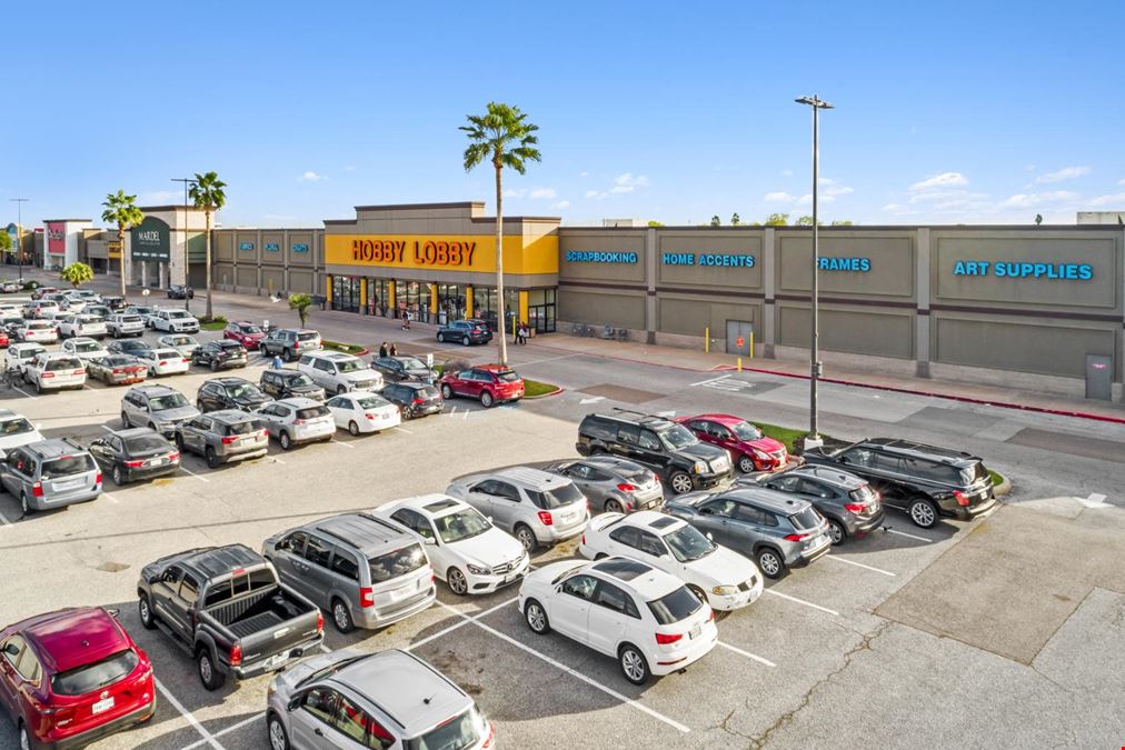 Moore Plaza