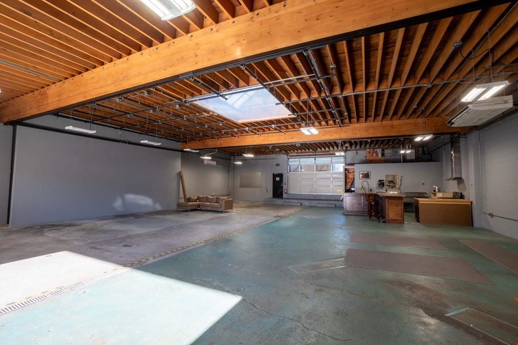 2319 NE Glisan Street, Portland, OR 97232