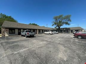 SMALL OFFICE SPACE NEAR DOUGLAS & WEST