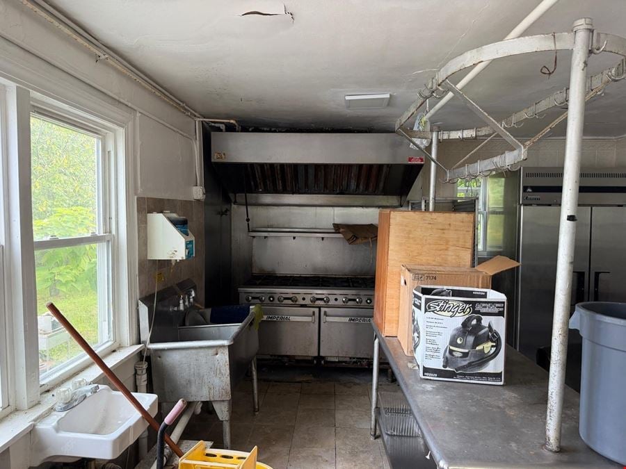 184 S Pascack Rd