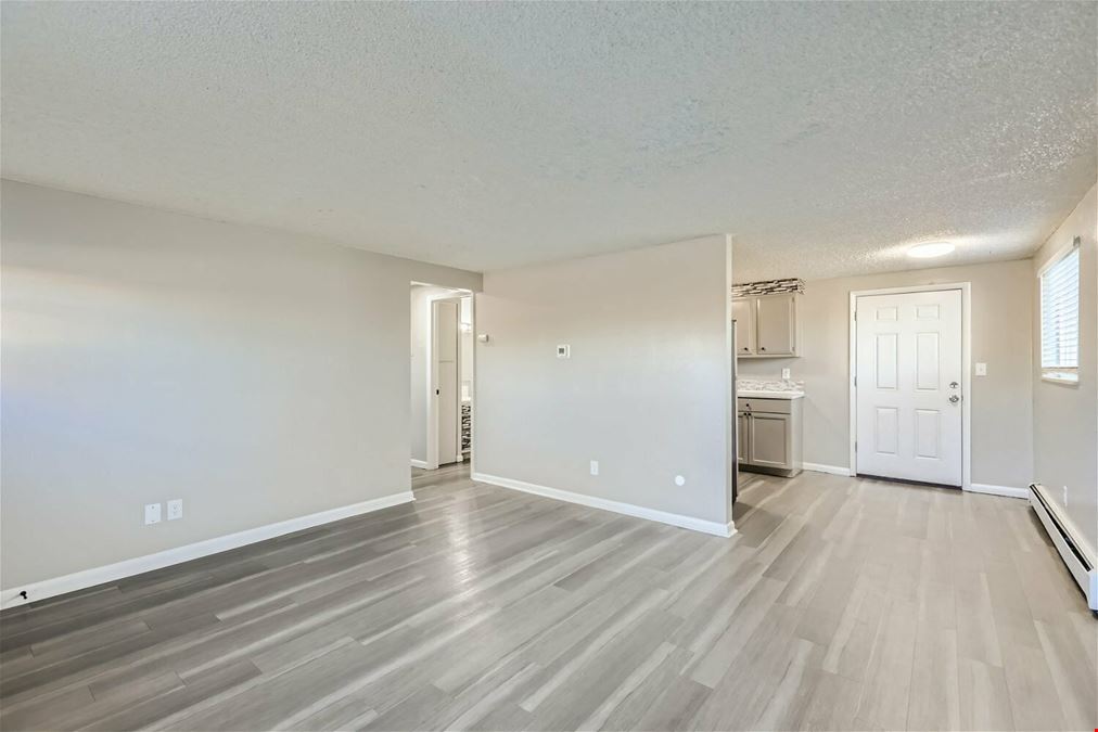 2947 Glendale Drive