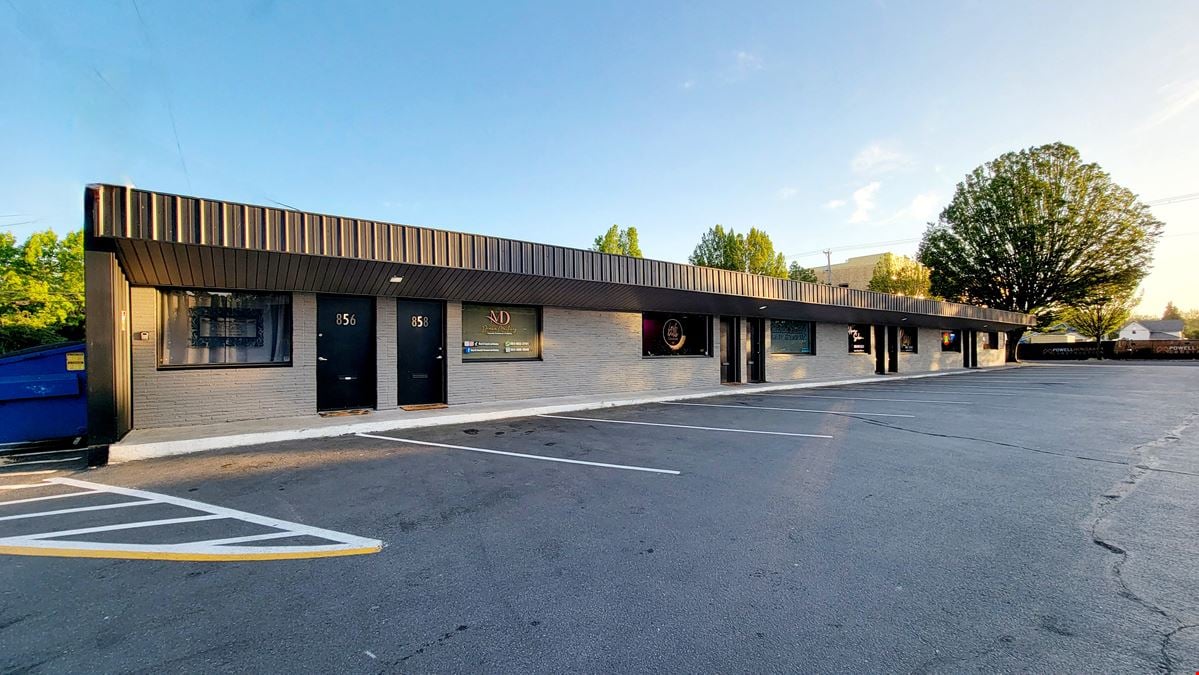 860 Commercial St SE