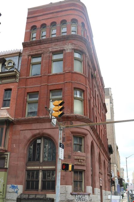 200 W Fayette St