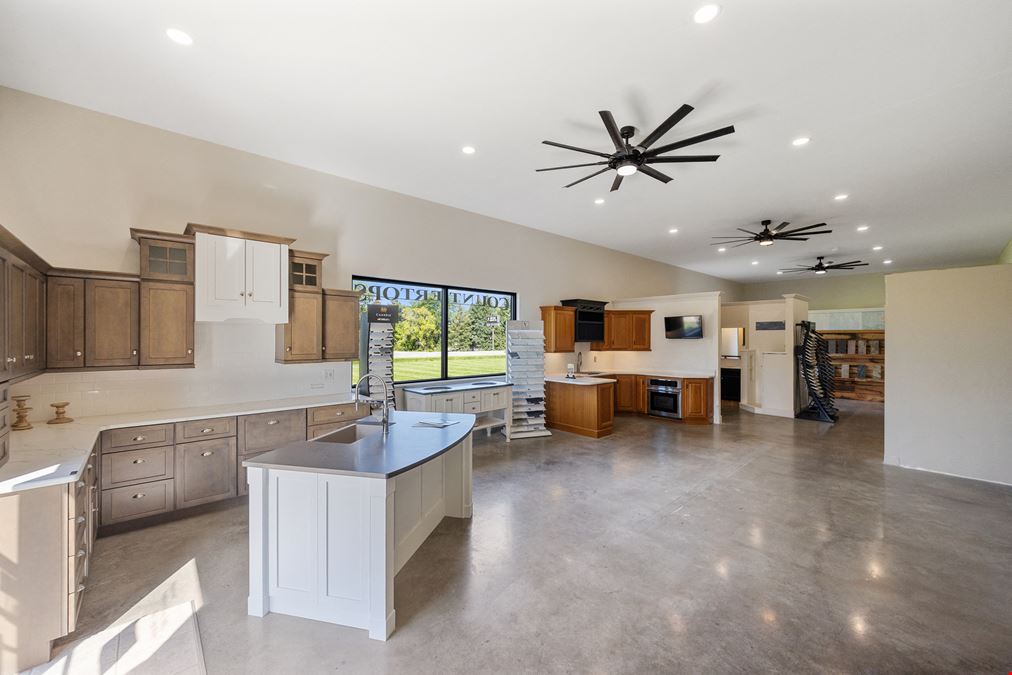 5611 Tec Drive
