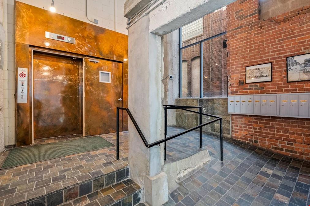 2000 Arapahoe Street #1