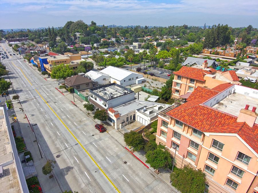 965 S. Fair Oaks Ave