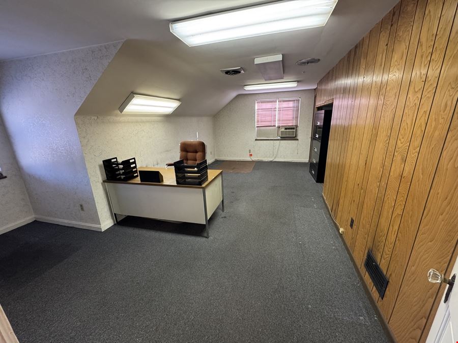 Two-Tenant Triple Net Investment Sale