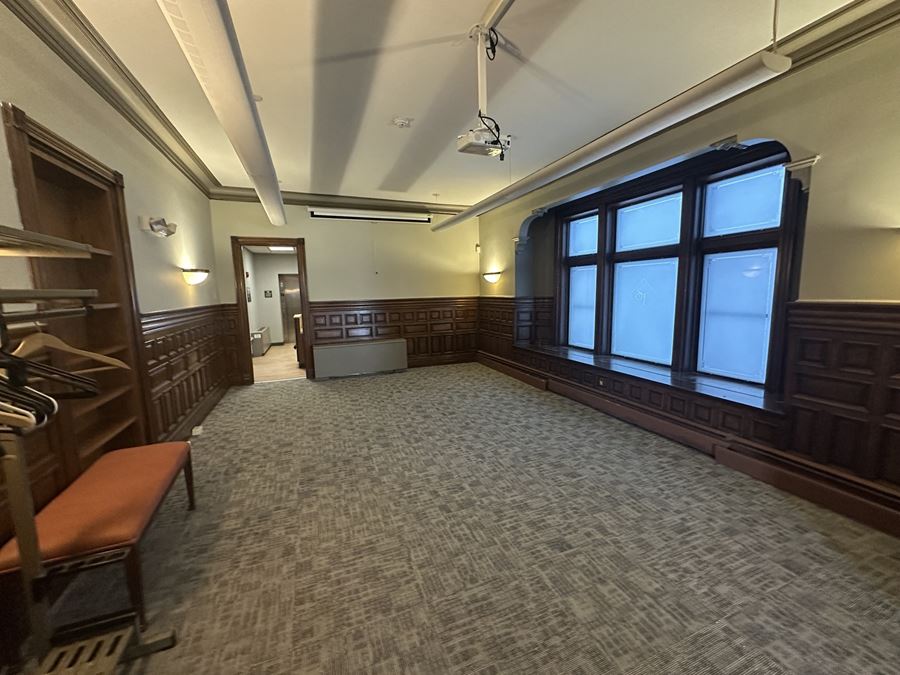 1160 Main St - 8700 +/- SF Office Building