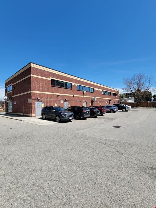 1569 Oxford Street East