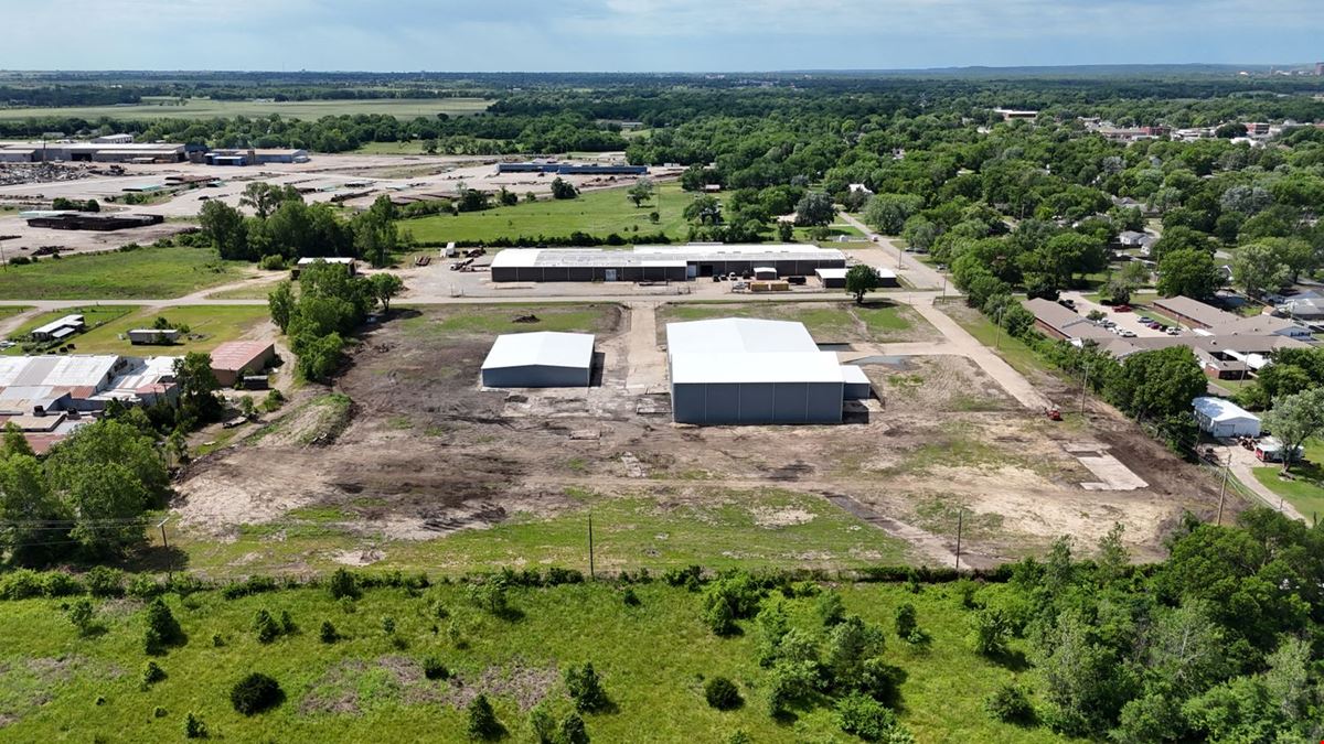 1100 E 14th St. - Industrial