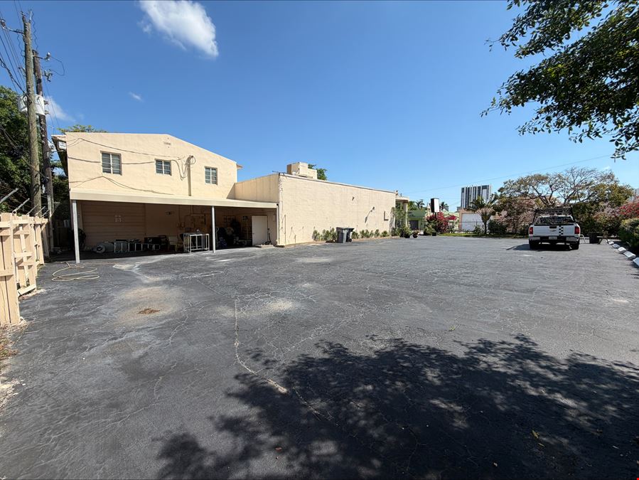 Downtown FTL Industrial/Flex on N Andrews Ave