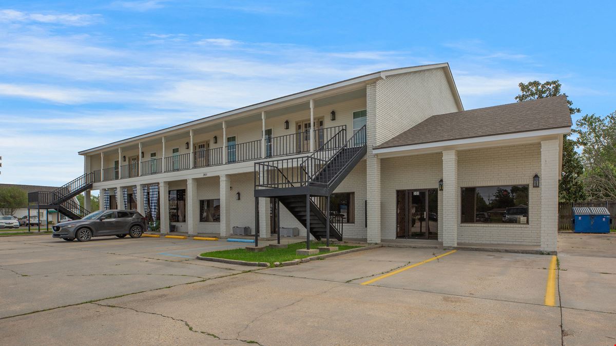 2801 Kaliste Saloom Rd