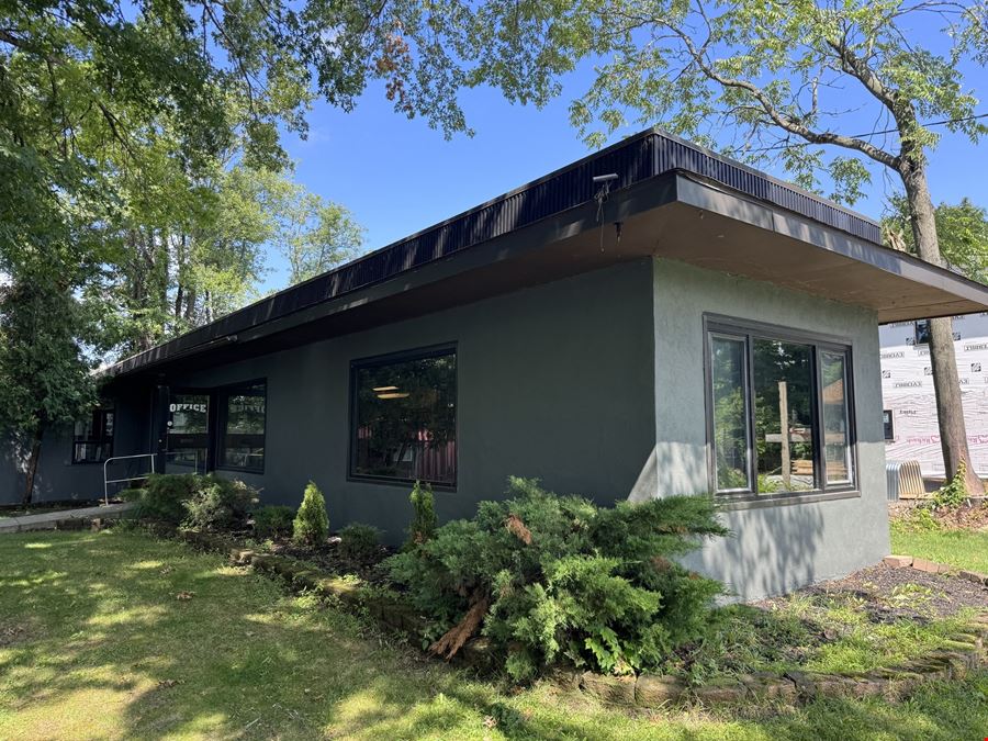 Hudson Valley - Glass Company with Real Estate