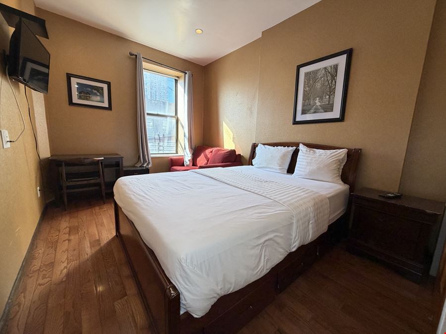 365-367 West 46th Street
