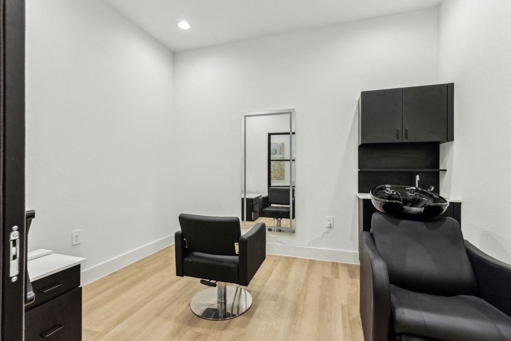 8831 Davis Blvd, Unit 100 & 110